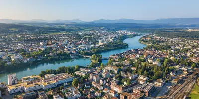 Durch eine Brücke verbunden: Rheinfelden (Baden) udn Rheinfelden (Schweiz)